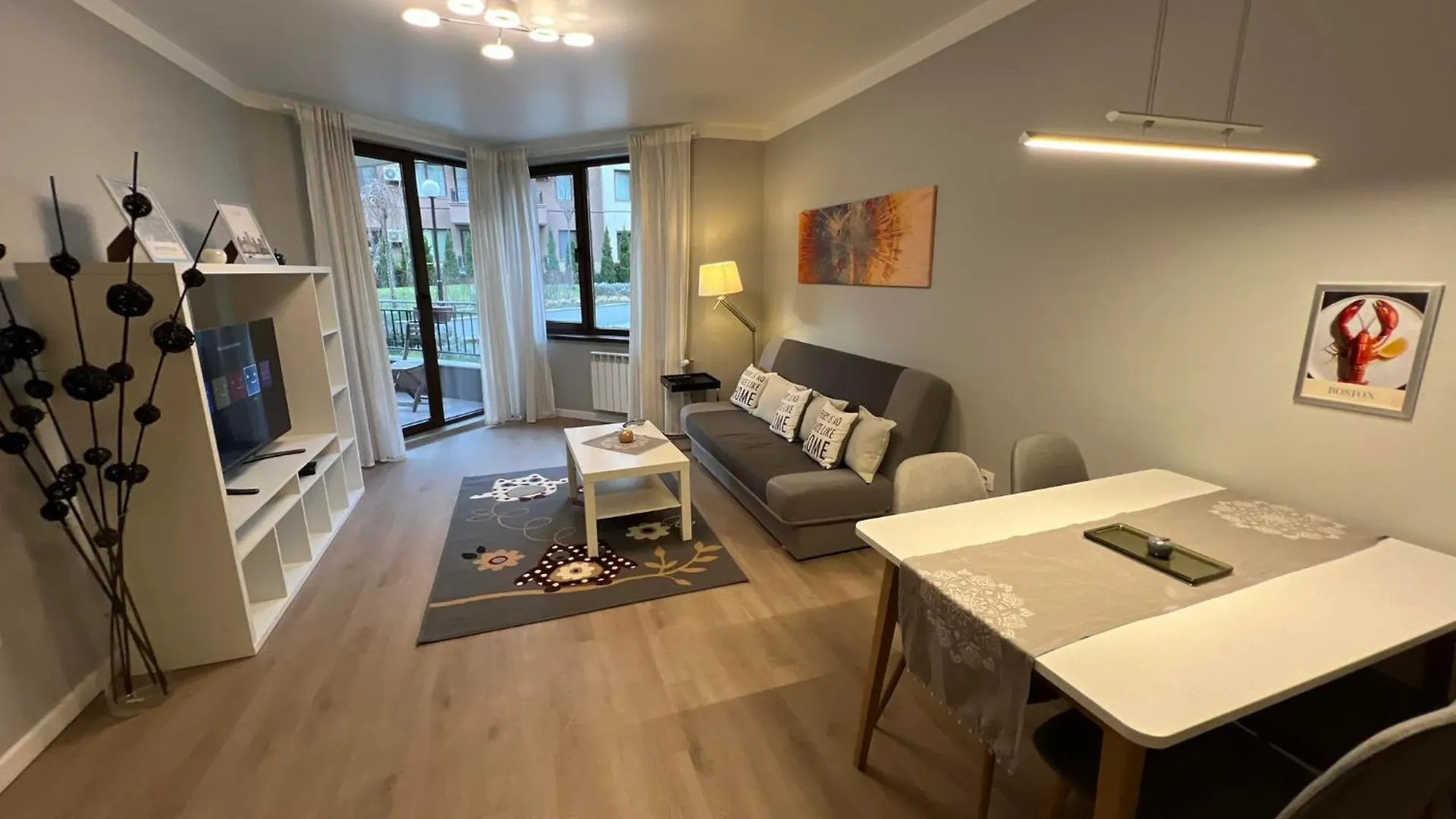 Boston Cozy Elegant Family Apt W Parking Near Nsa Sofya